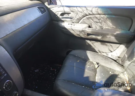 2008 Chevrolet Avalanche 1500 Lt z USA, uszkodzony, nr VIN 3GNFK12358G128038